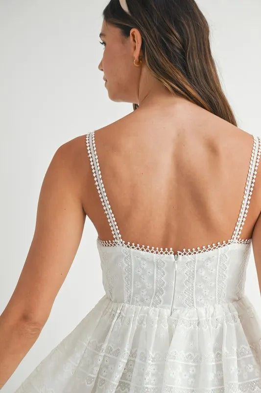 Comfortable, white, sun dress, flower pattern, women’s clothing